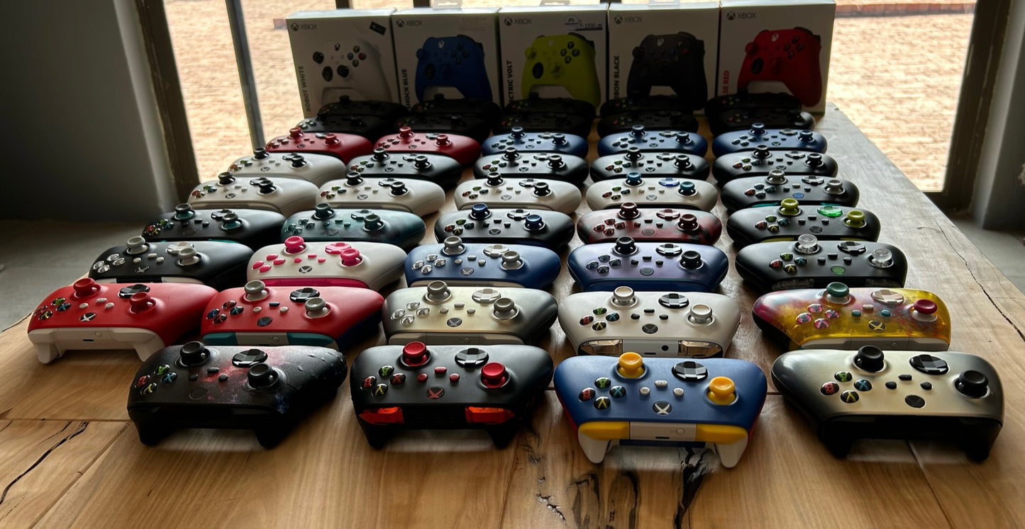 Xbox Series Controller PRE LOVED