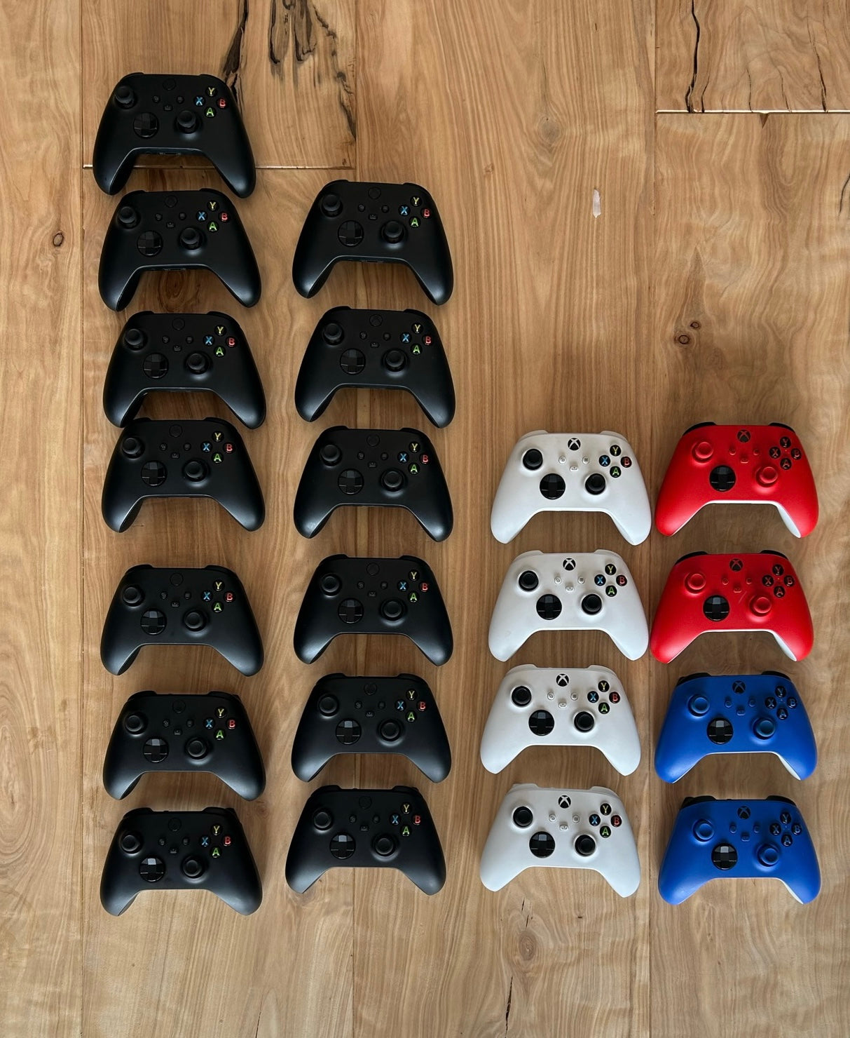 Xbox Series Controller PRE LOVED