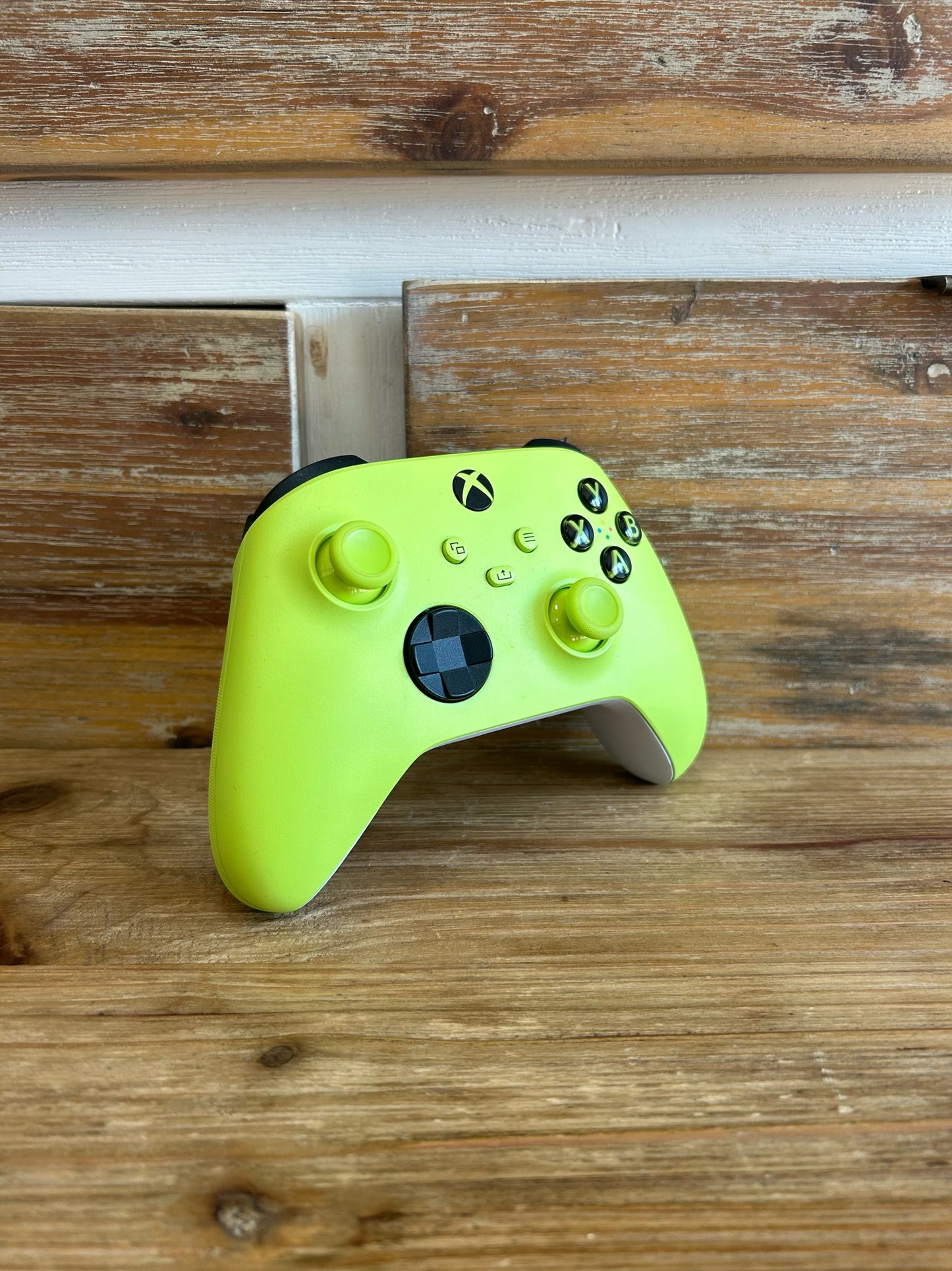 Xbox Series Controller PRE LOVED